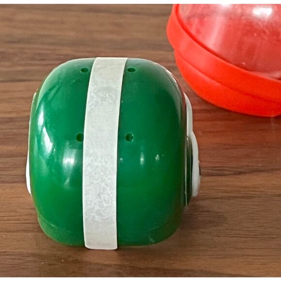 Vintage NFL Mini Gumball Vending Machine New York Jets Plastic Football Helmet - Picture 7 of 12